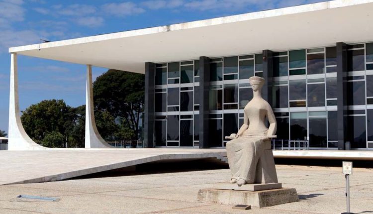 Palácio do Supremo Tribunal Federal na Praça dos Três poderes em Brasília